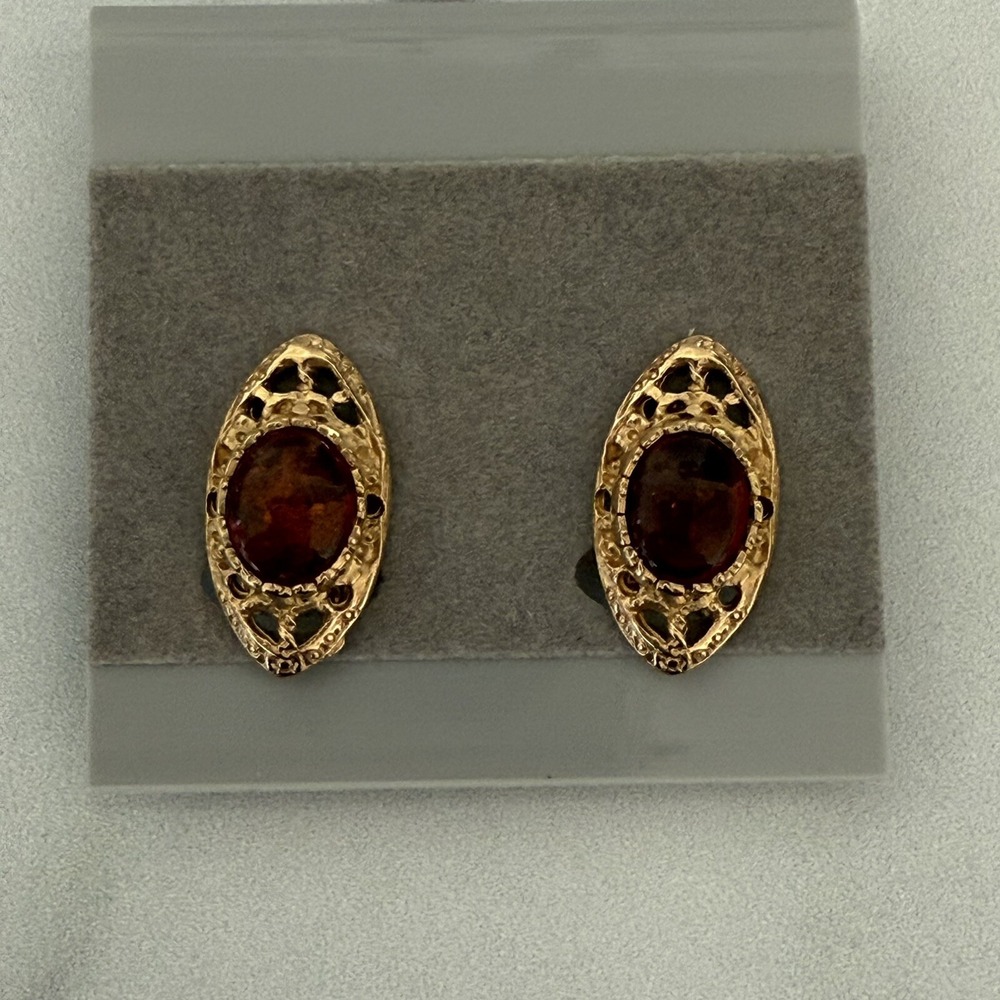 Vintage LS Clip On Earrings Cabochon Amber Faux Gemstones Lace Gold Tone